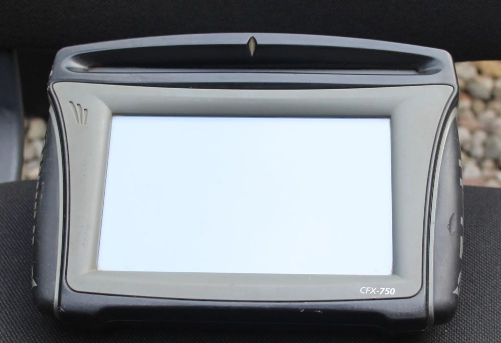 CFX-750 GPS - Sistema de navegação: foto 2 CFX-750 GPS - Sistema de navegação: foto 2