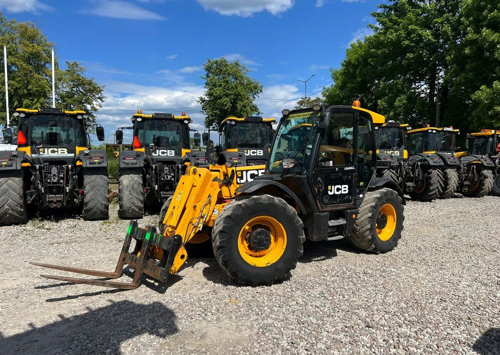 JCB 536-60 | Agri - Empilhador telescópico: foto 1 JCB 536-60 | Agri - Empilhador telescópico: foto 1