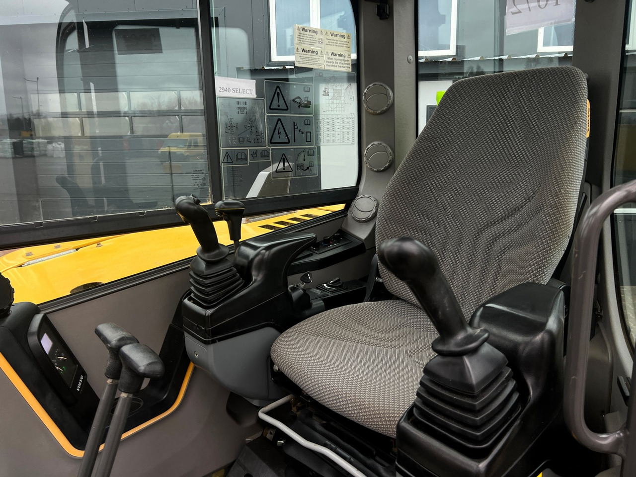 Locação financeira de Volvo ECR88D Volvo ECR88D: foto 9