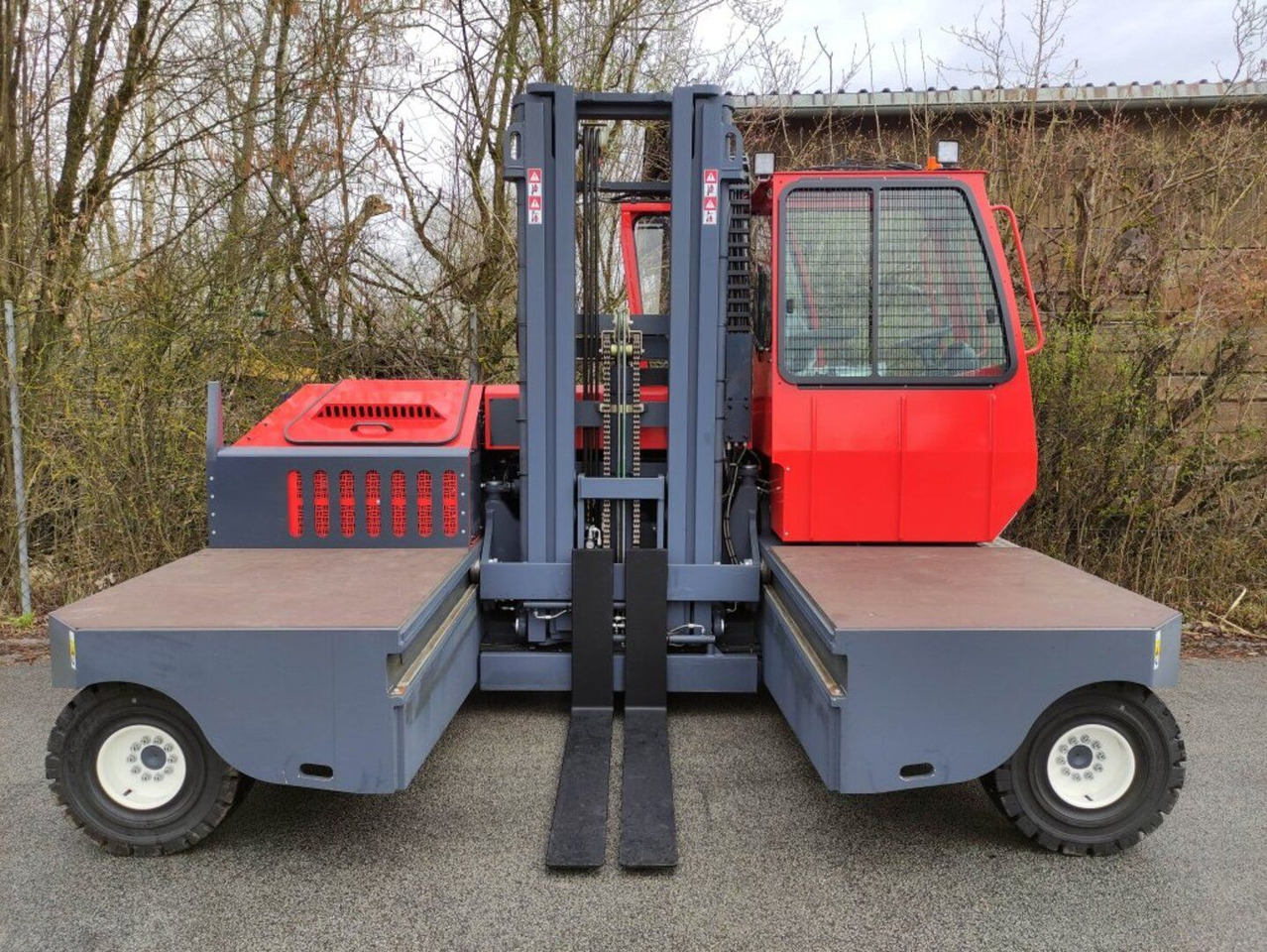 Empilhador lateral Combilift C6000SL: foto 6 Empilhador lateral Combilift C6000SL: foto 6