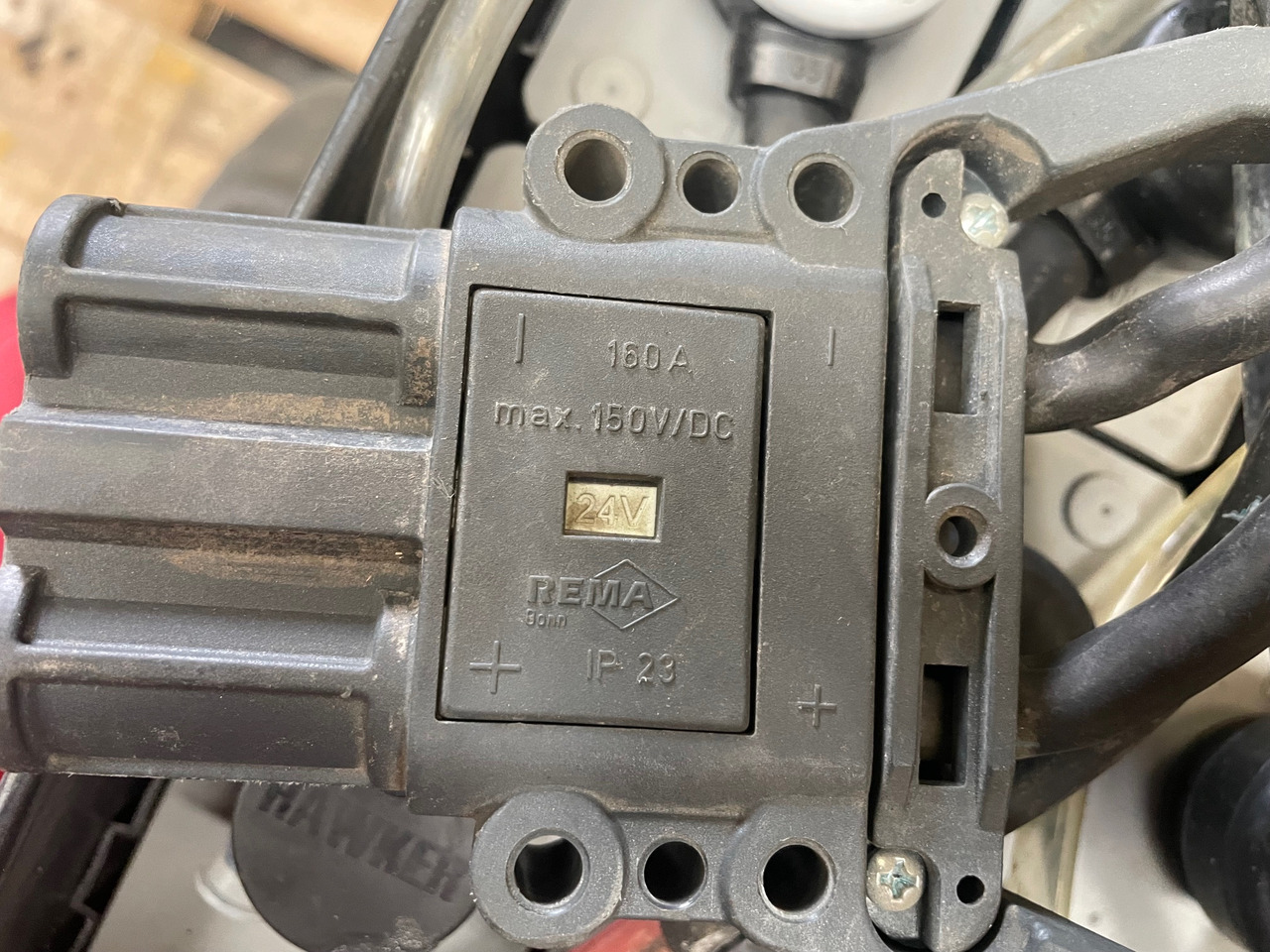 Hawker 24 Volt I 3 PZS 375 - Bateria automotiva para Equipamento de movimentação: foto 4 Hawker 24 Volt I 3 PZS 375 - Bateria automotiva para Equipamento de movimentação: foto 4