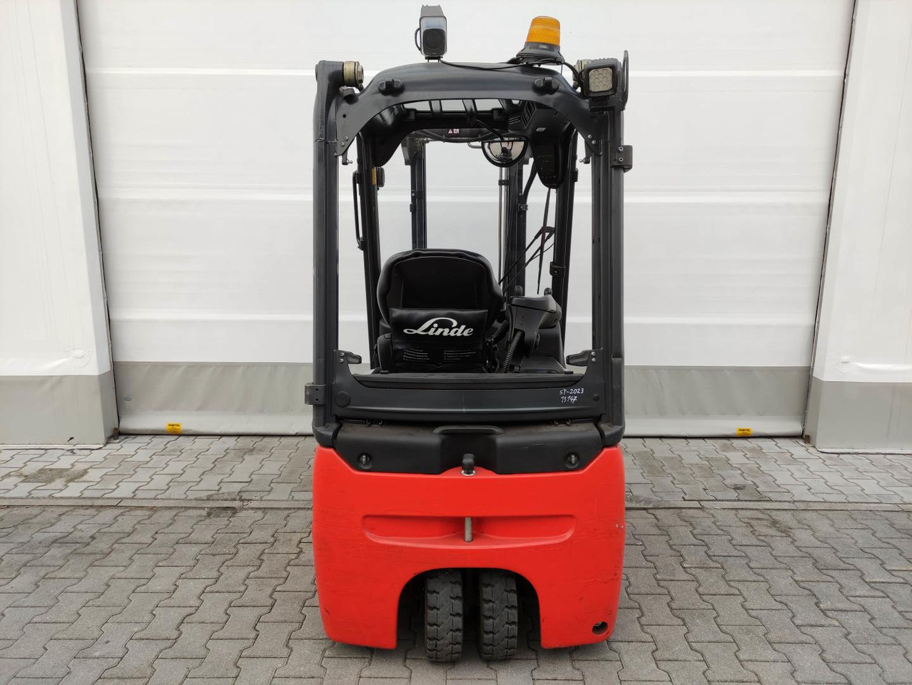 Linde E16-02-386-EVO - Empilhador elétrico: foto 4 Linde E16-02-386-EVO - Empilhador elétrico: foto 4
