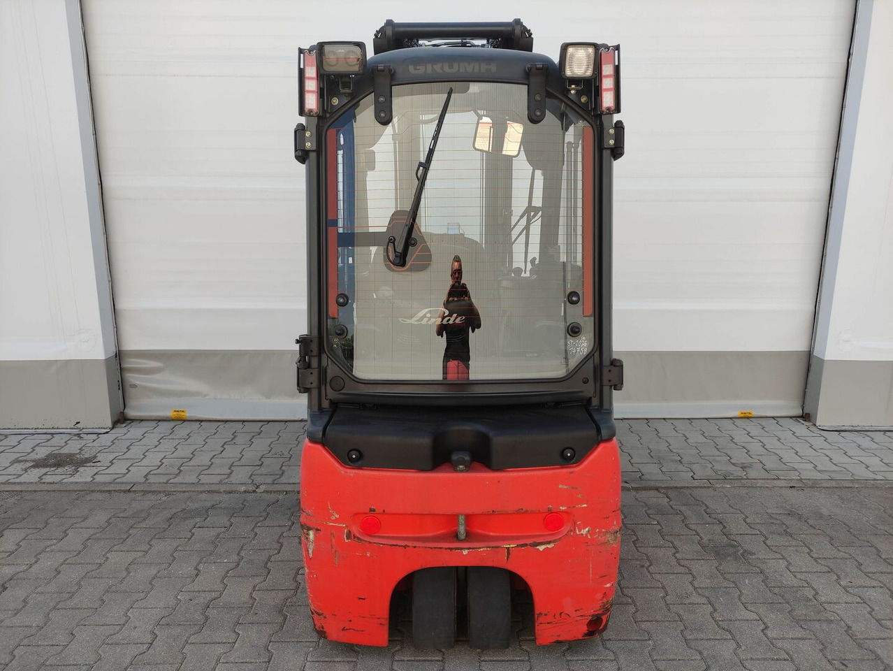 Linde E18L-02-386 - Empilhador elétrico: foto 4 Linde E18L-02-386 - Empilhador elétrico: foto 4