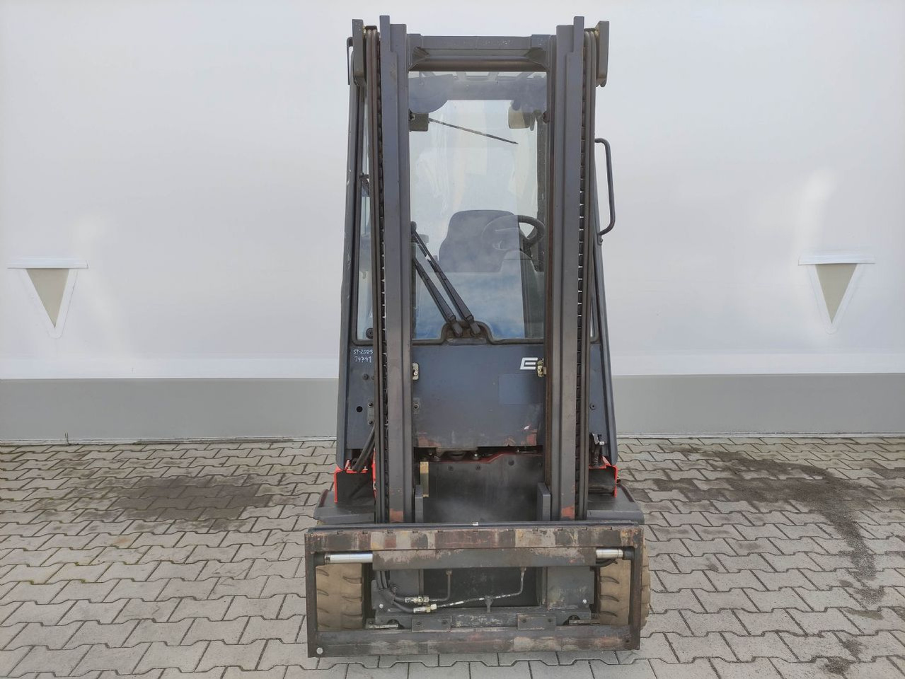 Linde E20-335 - Empilhador elétrico: foto 3 Linde E20-335 - Empilhador elétrico: foto 3