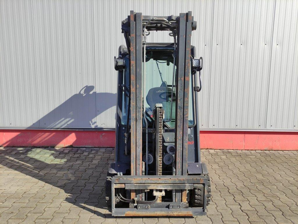 Linde E20L-02-386 - Empilhador elétrico: foto 3 Linde E20L-02-386 - Empilhador elétrico: foto 3