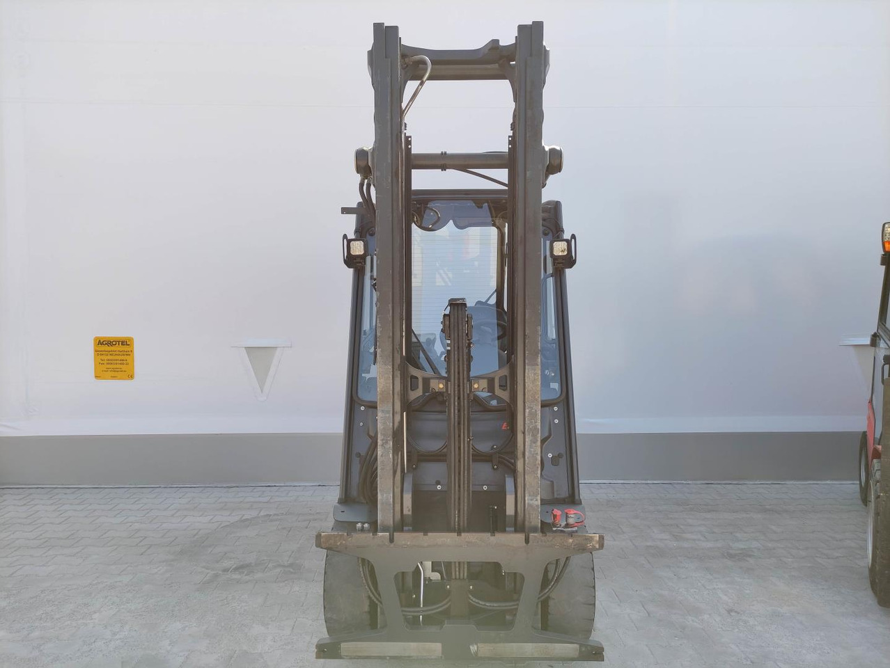 Linde E30L-01-387 - Empilhador elétrico: foto 3 Linde E30L-01-387 - Empilhador elétrico: foto 3