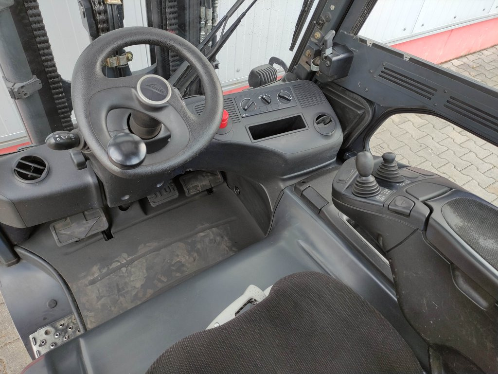 Linde E30L-01-387 - Empilhador elétrico: foto 5 Linde E30L-01-387 - Empilhador elétrico: foto 5