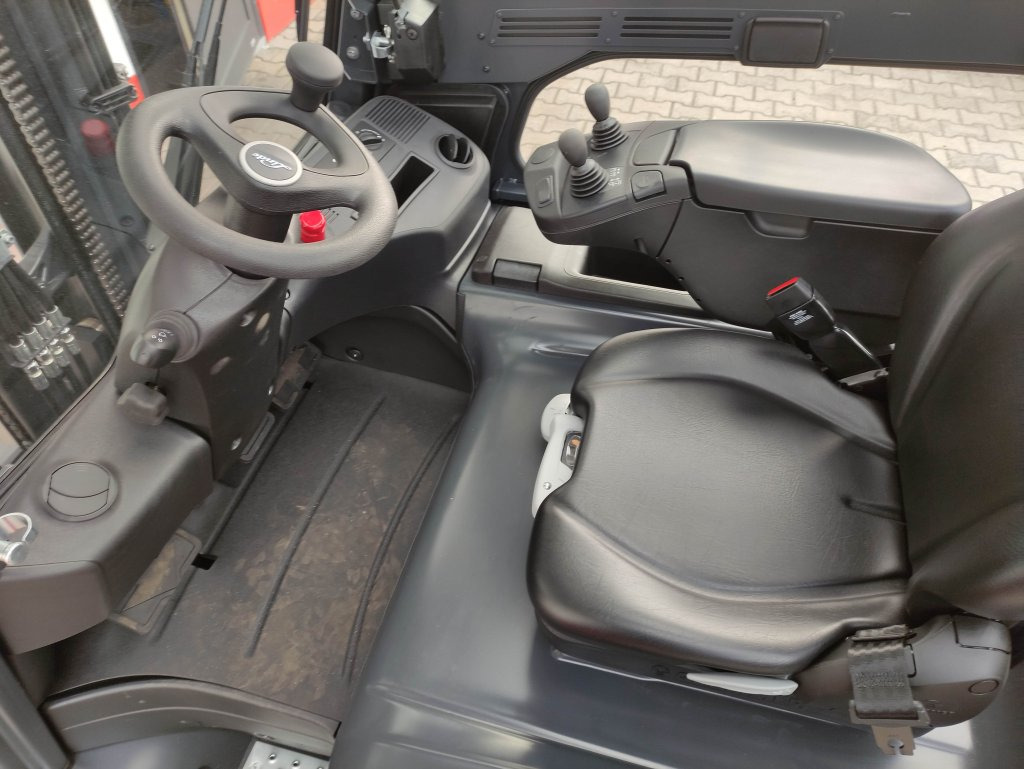 Linde E35HL-01-387 *Batterie NEU* - Empilhador elétrico: foto 5 Linde E35HL-01-387 *Batterie NEU* - Empilhador elétrico: foto 5