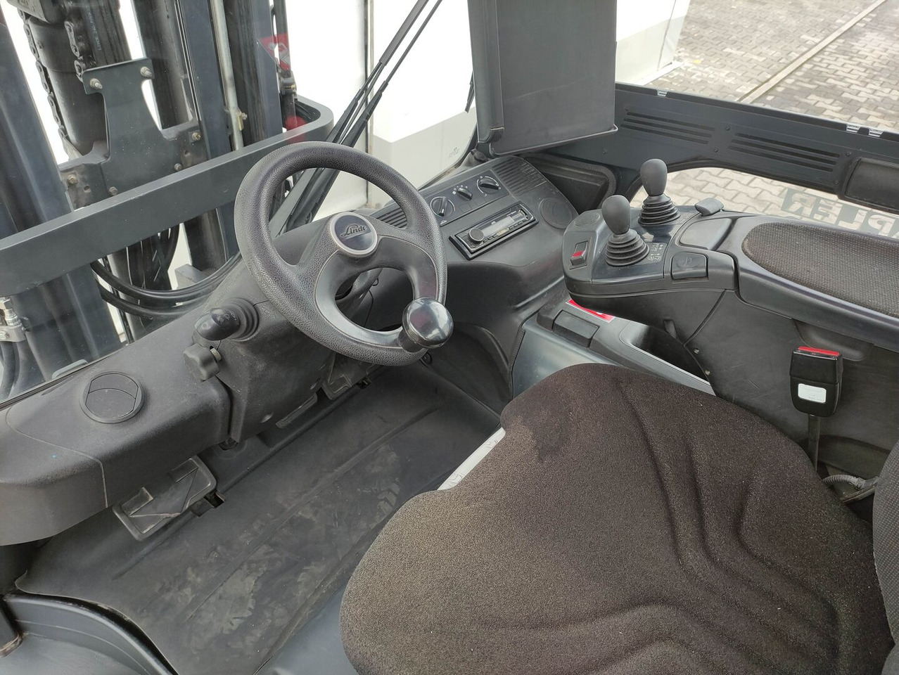 Linde E50HL-01/600-388 - Empilhador elétrico: foto 5 Linde E50HL-01/600-388 - Empilhador elétrico: foto 5