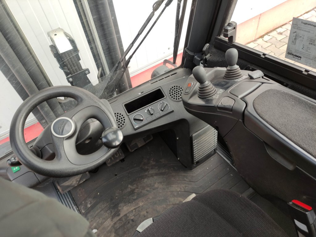 Linde H35D-02-393-EVO - Empilhador a diesel: foto 5 Linde H35D-02-393-EVO - Empilhador a diesel: foto 5