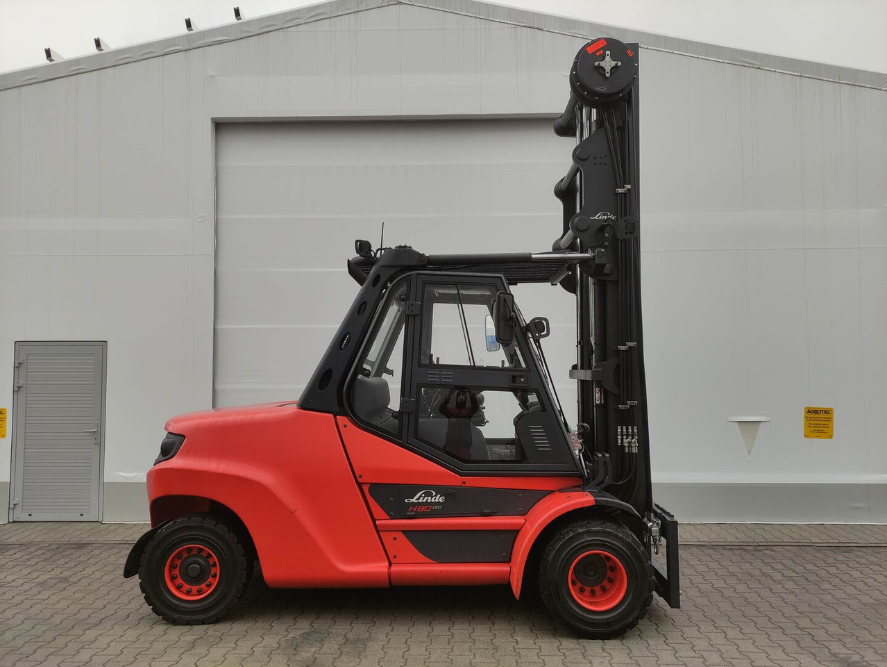 Linde H80D-03/1100-396 EVO - Empilhador a diesel: foto 2 Linde H80D-03/1100-396 EVO - Empilhador a diesel: foto 2