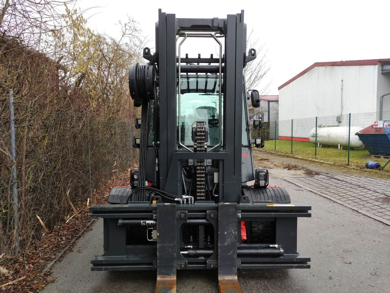 Linde H80D-1100-03-396 - Empilhador a diesel: foto 5 Linde H80D-1100-03-396 - Empilhador a diesel: foto 5