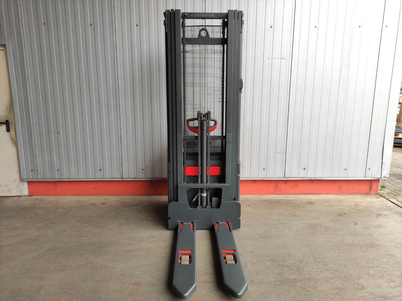 Linde L16-1173 - Stacker: foto 3 Linde L16-1173 - Stacker: foto 3