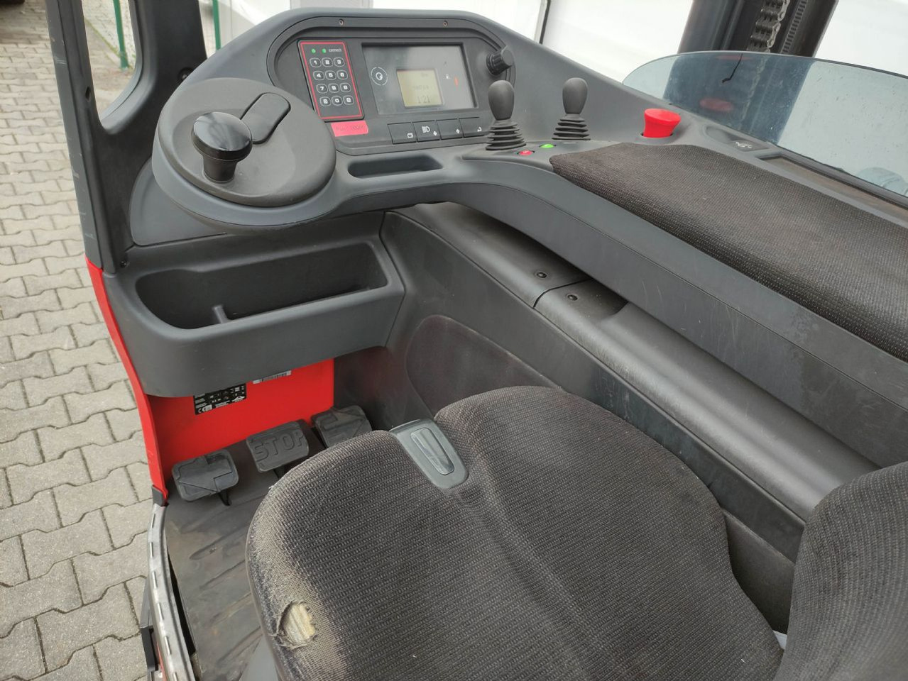 Linde R14G-01-1120 - Empilhador retráctil: foto 5 Linde R14G-01-1120 - Empilhador retráctil: foto 5