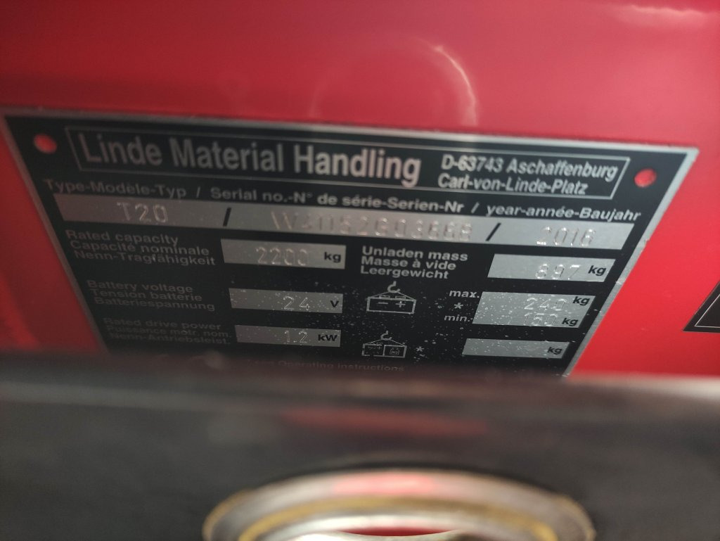 Stacker Linde T20 *Sonderbau-Batteriewechselwagen-388*: foto 6