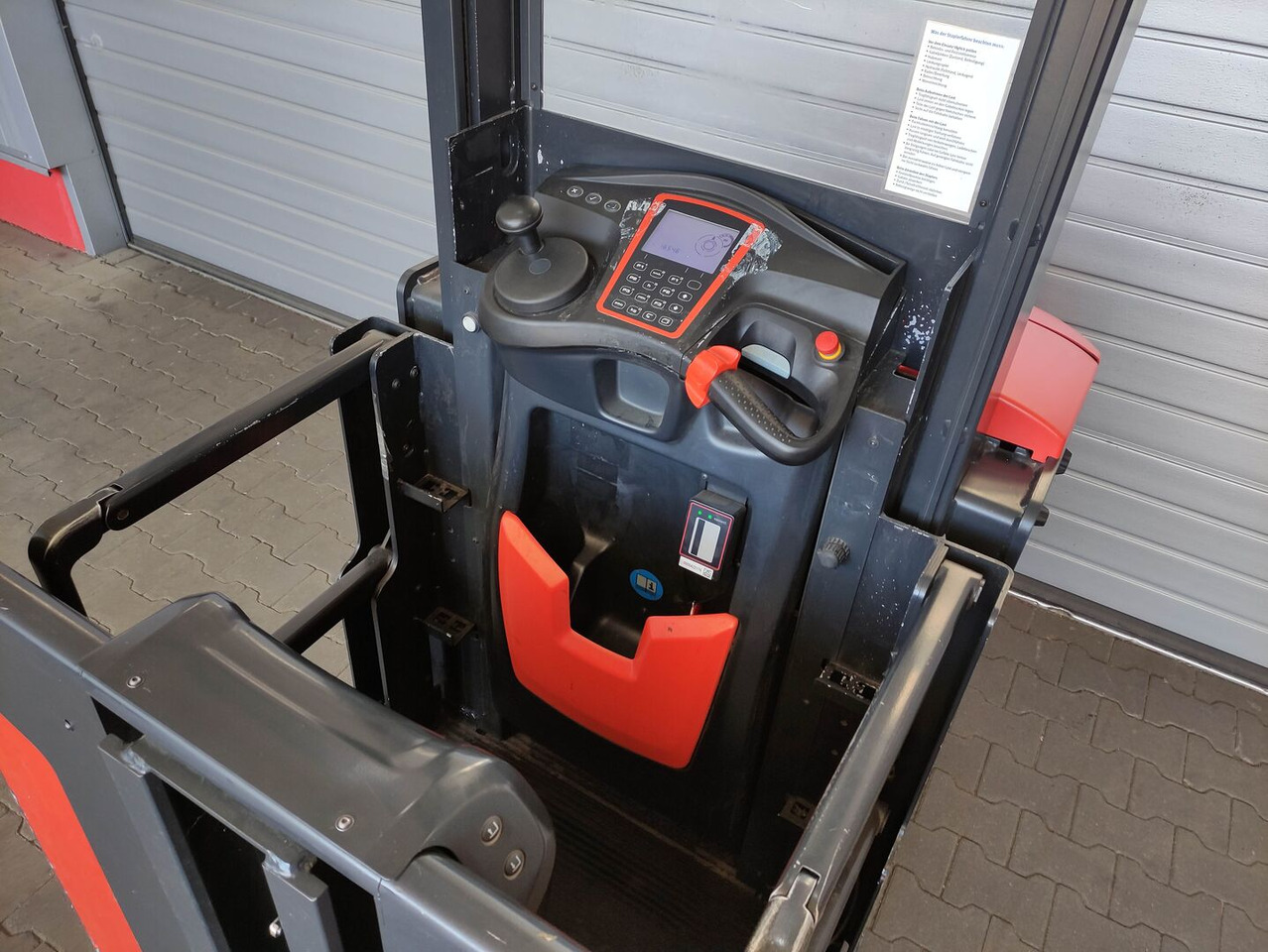 Linde V10-02 - Order-picker: foto 5 Linde V10-02 - Order-picker: foto 5