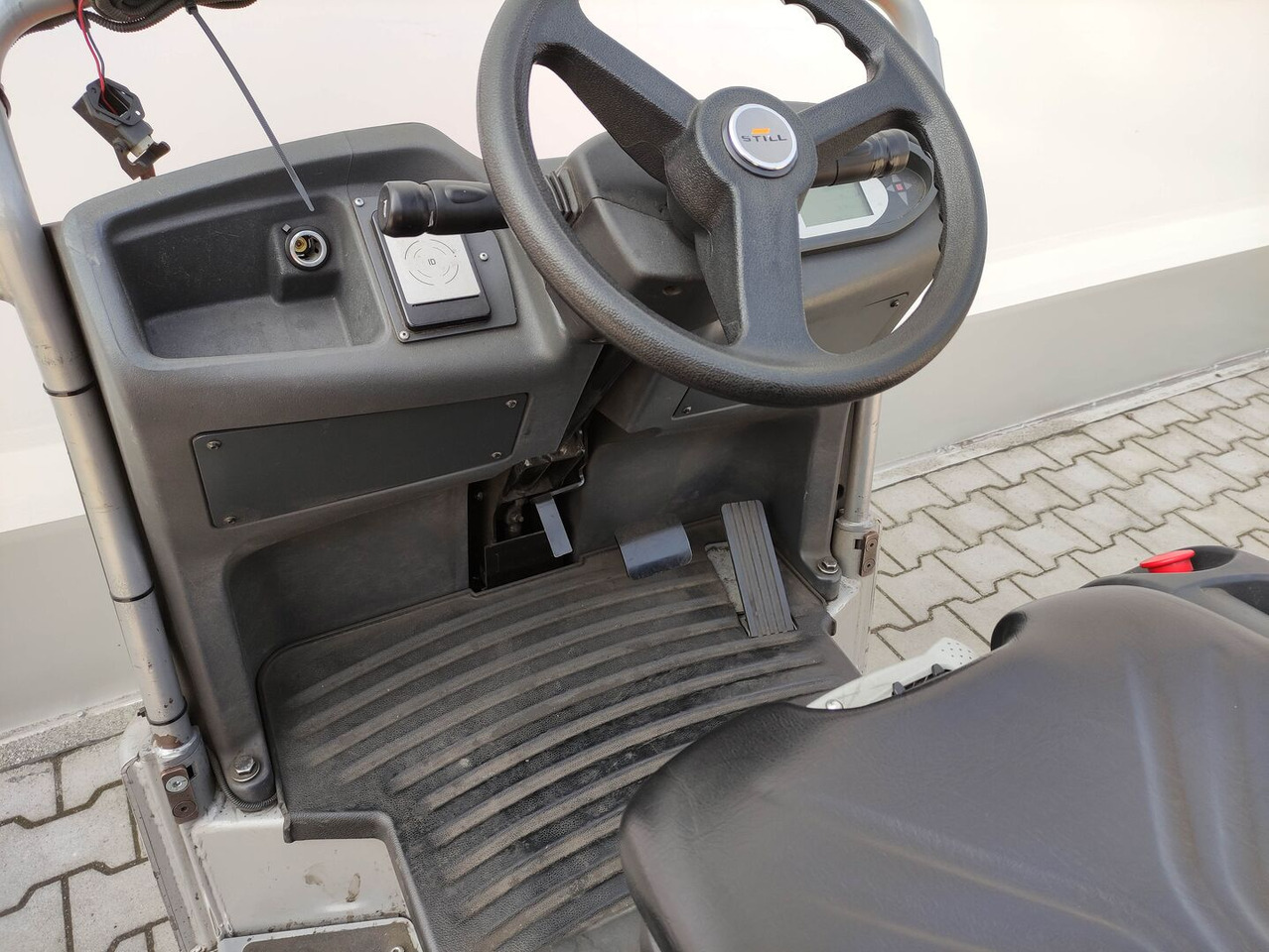 Still LTX-70 - Trator elétrics: foto 5 Still LTX-70 - Trator elétrics: foto 5