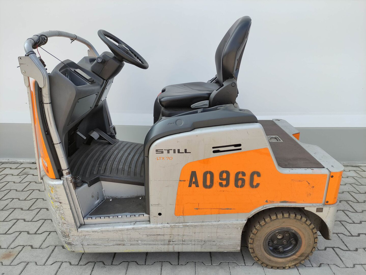 Still LTX-70 - Trator elétrics: foto 1 Still LTX-70 - Trator elétrics: foto 1