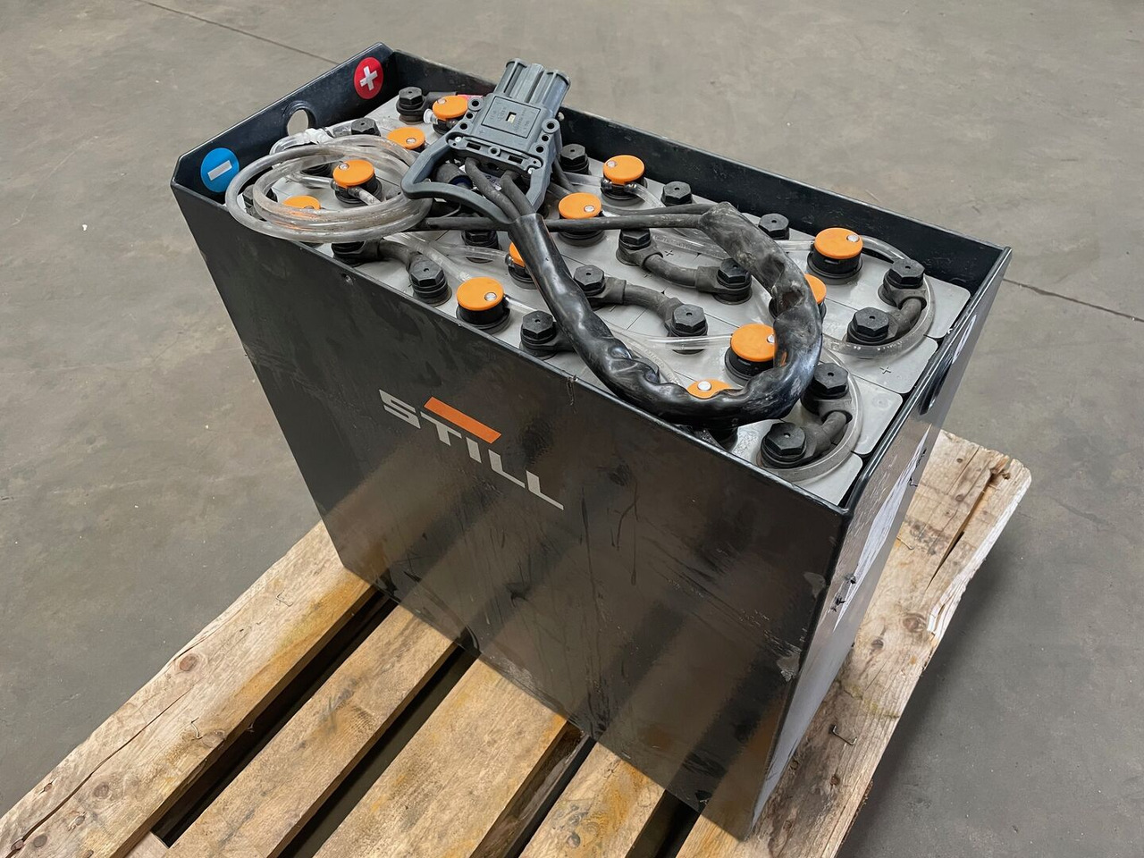 Sunlight I 24 Volt I 3 PzS 375 - Bateria automotiva para Equipamento de movimentação: foto 1 Sunlight I 24 Volt I 3 PzS 375 - Bateria automotiva para Equipamento de movimentação: foto 1