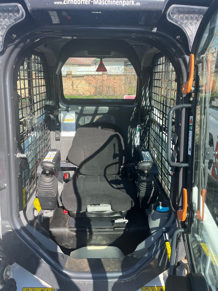 BOBCAT T450 - Mini pá carregadora: foto 4 BOBCAT T450 - Mini pá carregadora: foto 4