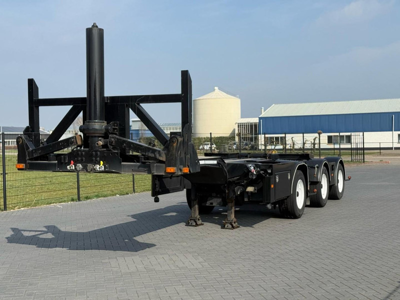 D-Tec CTD-41-03D TIPPER, CONTAINER, STEERING, LIFT AXLE. - Semi-reboque transportador de contêineres/ Caixa móvel: foto 1 D-Tec CTD-41-03D TIPPER, CONTAINER, STEERING, LIFT AXLE. - Semi-reboque transportador de contêineres/ Caixa móvel: foto 1