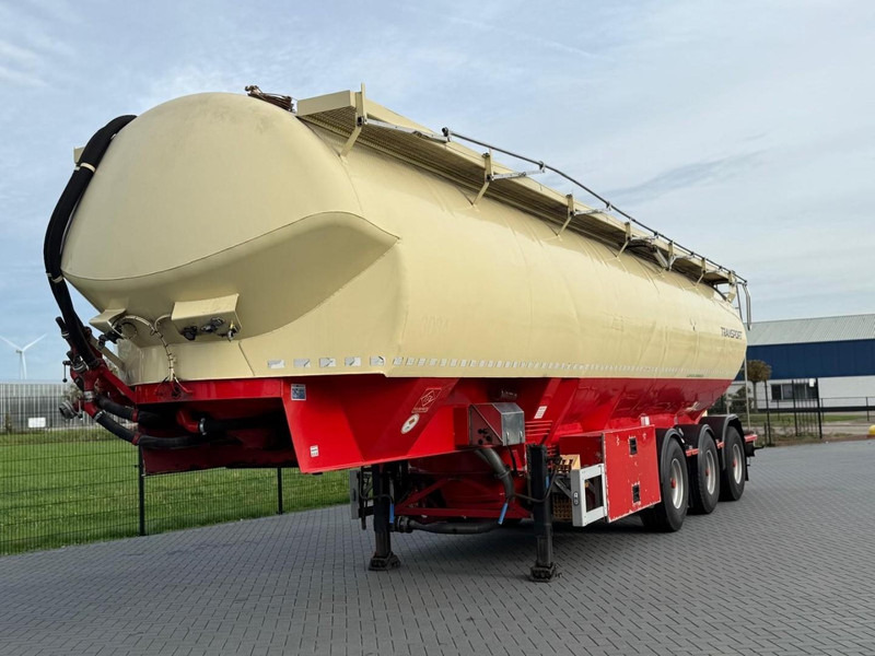 Feldbinder EUT 59.3 4 KAMER, STUURAS, 3 X 10 TONS ASSEN, 59 KUUB. - Semi-reboque cisterna: foto 2 Feldbinder EUT 59.3 4 KAMER, STUURAS, 3 X 10 TONS ASSEN, 59 KUUB. - Semi-reboque cisterna: foto 2