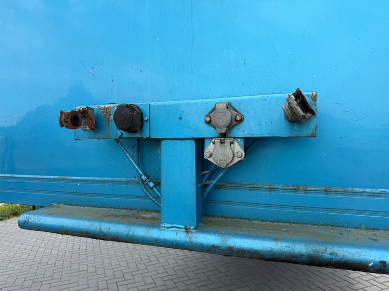 Floor FLO 12 202A 2 ASSEN, LAADKLEP. - Semi-reboque furgão: foto 2 Floor FLO 12 202A 2 ASSEN, LAADKLEP. - Semi-reboque furgão: foto 2