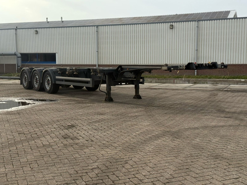Kögel PORT 40 SIMPLEX 20 CONTAINER CHASSIS, NL TRAILER, 2020 - Semi-reboque transportador de contêineres/ Caixa móvel: foto 1 Kögel PORT 40 SIMPLEX 20 CONTAINER CHASSIS, NL TRAILER, 2020 - Semi-reboque transportador de contêineres/ Caixa móvel: foto 1