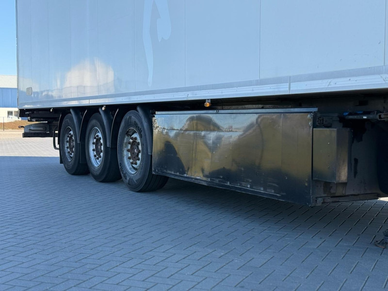 Kögel SVA 24 STANDARD NL FRIGO TRAILER, APK 13-11-2025, CARRIER. - Semi-reboque frigorífico: foto 5 Kögel SVA 24 STANDARD NL FRIGO TRAILER, APK 13-11-2025, CARRIER. - Semi-reboque frigorífico: foto 5