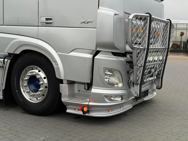 DAF XF 530 FT VOLLUCHT, SHOWTRUCK, RETARDER, LEER, PTO/HYDRAULIEK. - Tractor: foto 4 DAF XF 530 FT VOLLUCHT, SHOWTRUCK, RETARDER, LEER, PTO/HYDRAULIEK. - Tractor: foto 4