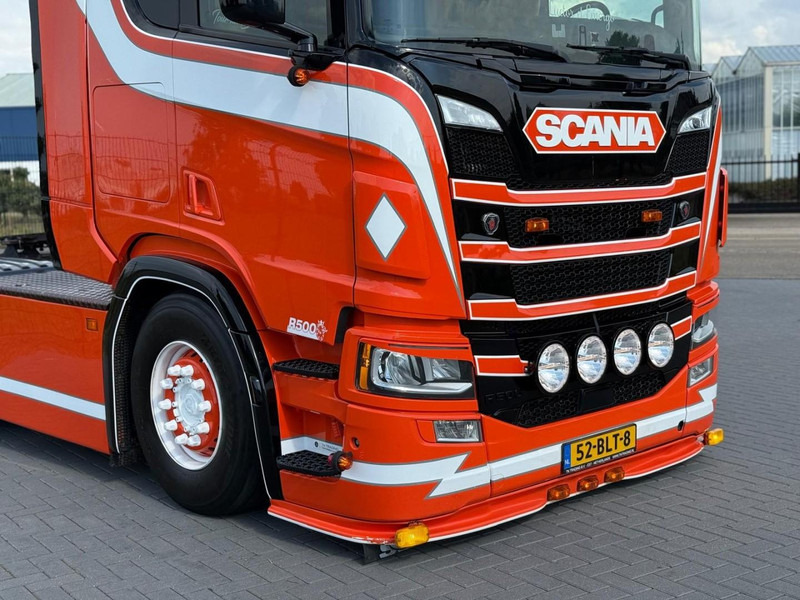 Scania R500 SHOWTRUCK, VOLLUCHT, PTO/HYDRAULIEK, RETARDER, 6X2/4. - Tractor: foto 2 Scania R500 SHOWTRUCK, VOLLUCHT, PTO/HYDRAULIEK, RETARDER, 6X2/4. - Tractor: foto 2