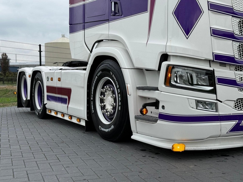 Scania S580 V8 NGS VOLLUCHT, SHOW, LEATHER, RETARDER, LOW MILEAGE, WB 315. - Tractor: foto 3 Scania S580 V8 NGS VOLLUCHT, SHOW, LEATHER, RETARDER, LOW MILEAGE, WB 315. - Tractor: foto 3
