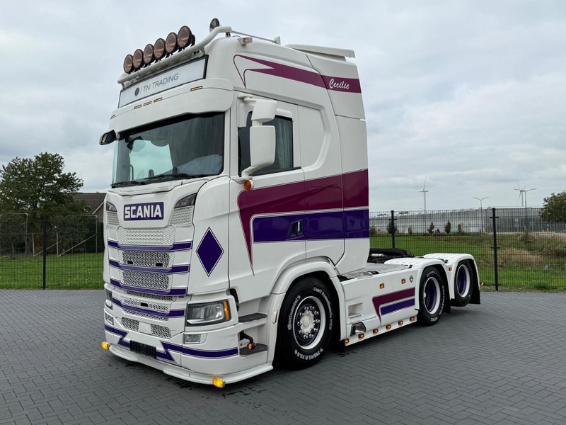 Scania S580 V8 NGS VOLLUCHT, SHOW, LEATHER, RETARDER, LOW MILEAGE, WB 315. - Tractor: foto 2 Scania S580 V8 NGS VOLLUCHT, SHOW, LEATHER, RETARDER, LOW MILEAGE, WB 315. - Tractor: foto 2