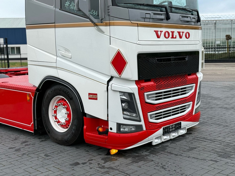Volvo FH 13.500 SHOWTRUCK, VOLLUCHT, EURO 6, 6X2/4, PTO, SHOW INTERIEUR. - Tractor: foto 3 Volvo FH 13.500 SHOWTRUCK, VOLLUCHT, EURO 6, 6X2/4, PTO, SHOW INTERIEUR. - Tractor: foto 3