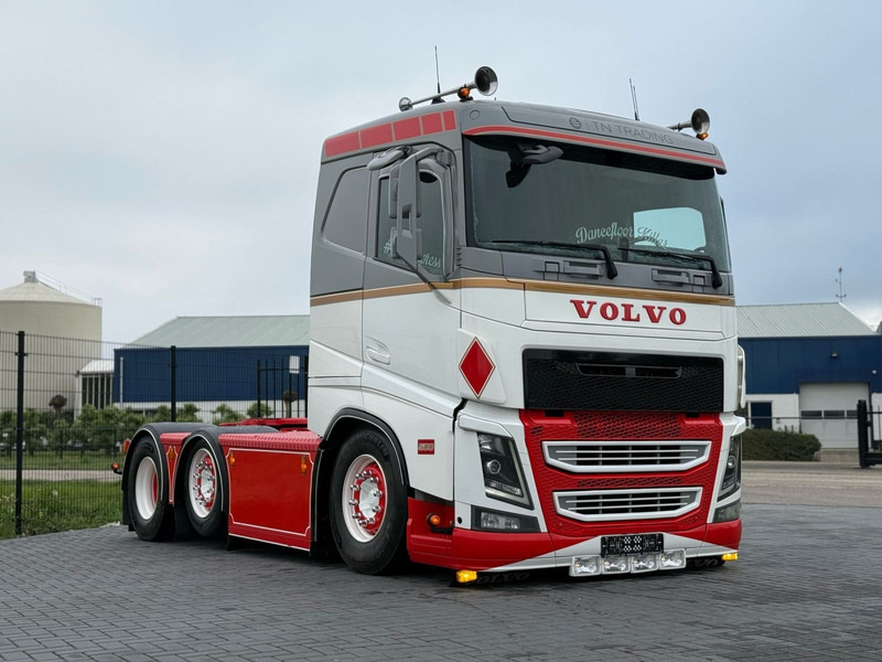 Volvo FH 13.500 SHOWTRUCK, VOLLUCHT, EURO 6, 6X2/4, PTO, SHOW INTERIEUR. - Tractor: foto 1 Volvo FH 13.500 SHOWTRUCK, VOLLUCHT, EURO 6, 6X2/4, PTO, SHOW INTERIEUR. - Tractor: foto 1