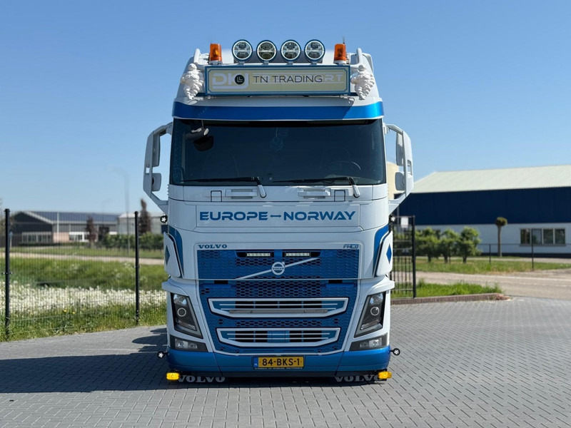 Volvo FH 16.750 FULL AIR, LEATHER, SHOW, TOP CONDITION, XL CABINE. - Tractor: foto 2 Volvo FH 16.750 FULL AIR, LEATHER, SHOW, TOP CONDITION, XL CABINE. - Tractor: foto 2