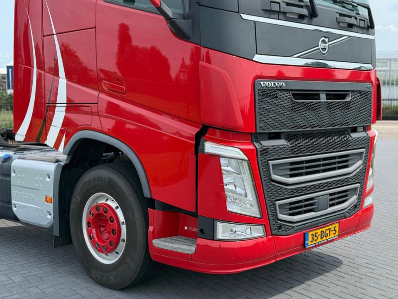 Volvo FH13.420 ADR, SMART TACHO 2, NL TRUCK, ALCOA, STEEL/AIR, PERFECT CONDITION, 2X TANK. - Tractor: foto 3 Volvo FH13.420 ADR, SMART TACHO 2, NL TRUCK, ALCOA, STEEL/AIR, PERFECT CONDITION, 2X TANK. - Tractor: foto 3