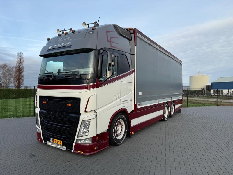 Volvo FH 13.500XL SHOW TRUCK, SPECIAL INTERIOR, TOP STAAT, VOLLUCHT, LAGE KM. - Camião furgão: foto 3 Volvo FH 13.500XL SHOW TRUCK, SPECIAL INTERIOR, TOP STAAT, VOLLUCHT, LAGE KM. - Camião furgão: foto 3