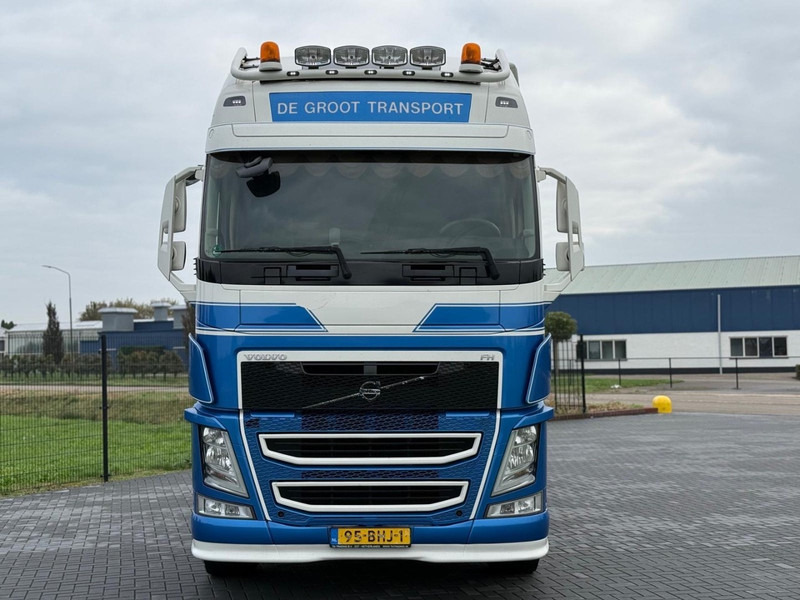 Volvo FH 540 CONTAINER TRANSPORT, KIEP SYSTEEM, LEATHER SEATS, TOP. - Camião transportador de contêineres/ Caixa móvel: foto 3 Volvo FH 540 CONTAINER TRANSPORT, KIEP SYSTEEM, LEATHER SEATS, TOP. - Camião transportador de contêineres/ Caixa móvel: foto 3