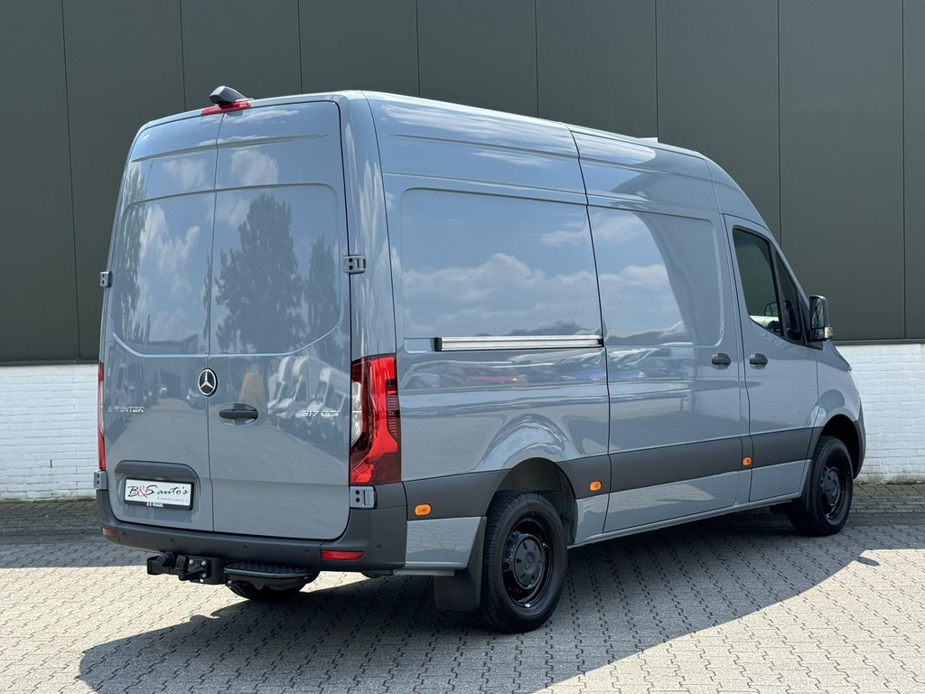 Mercedes-Benz Sprinter-317 L2 Trekhaak 3500kg Camera Navigatie Cruise Clima Pdc Keyless Leder+verwarming - Furgão: foto 2 Mercedes-Benz Sprinter-317 L2 Trekhaak 3500kg Camera Navigatie Cruise Clima Pdc Keyless Leder+verwarming - Furgão: foto 2