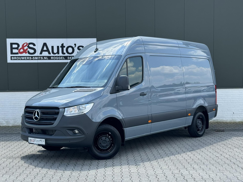 Mercedes-Benz Sprinter-317 L2 Trekhaak 3500kg Camera Navigatie Cruise Clima Pdc Keyless Leder+verwarming - Furgão: foto 1 Mercedes-Benz Sprinter-317 L2 Trekhaak 3500kg Camera Navigatie Cruise Clima Pdc Keyless Leder+verwarming - Furgão: foto 1