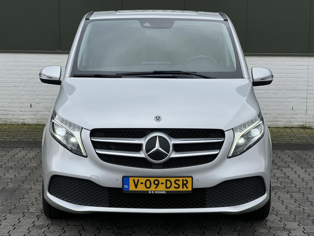 Mercedes-Benz V-Klasse-300d Lang DC 9G Avantgarde Leder Elektrische klep 2x Schuifdeur Trekhaak afneembaar - Carrinha cabine dupla: foto 5 Mercedes-Benz V-Klasse-300d Lang DC 9G Avantgarde Leder Elektrische klep 2x Schuifdeur Trekhaak afneembaar - Carrinha cabine dupla: foto 5
