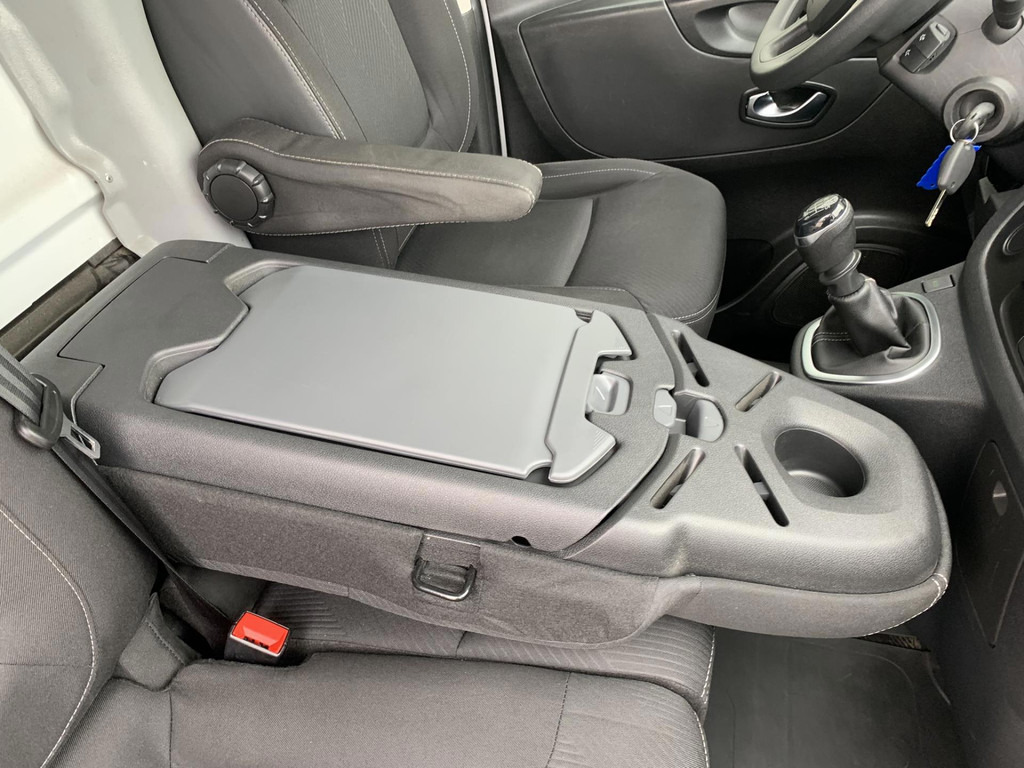 Carrinha frigorífica Renault Trafic-2.0 dCi 120 T29 L2H1 Thermo King Elektrisch incl standkoeling Koelen en vriezen Airco Bluetooth Usb media: foto 20 Carrinha frigorífica Renault Trafic-2.0 dCi 120 T29 L2H1 Thermo King Elektrisch incl standkoeling Koelen en vriezen Airco Bluetooth Usb media: foto 20