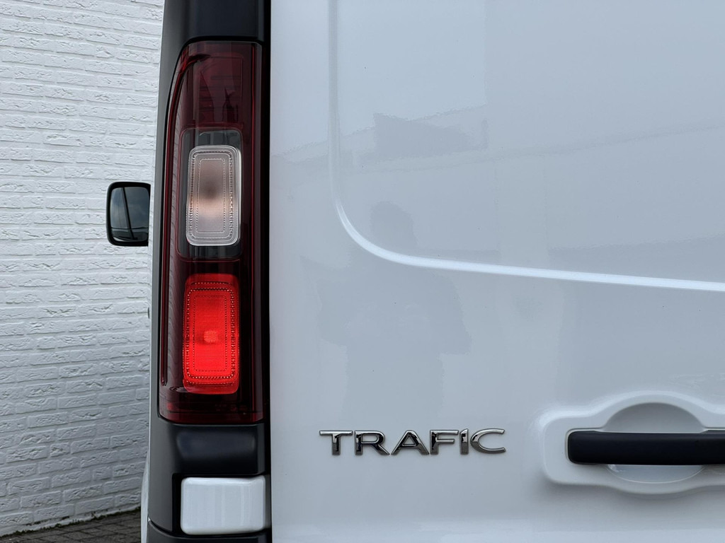 Carrinha frigorífica Renault Trafic-2.0 dCi 120 T29 L2H1 Thermo King Elektrisch incl standkoeling Koelen en vriezen Airco Bluetooth Usb media: foto 6 Carrinha frigorífica Renault Trafic-2.0 dCi 120 T29 L2H1 Thermo King Elektrisch incl standkoeling Koelen en vriezen Airco Bluetooth Usb media: foto 6