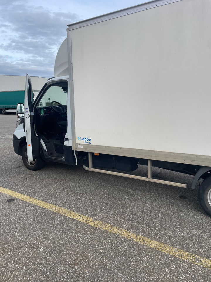 IVECO Dailly 35c16 - Carrinha de contentor: foto 4 IVECO Dailly 35c16 - Carrinha de contentor: foto 4