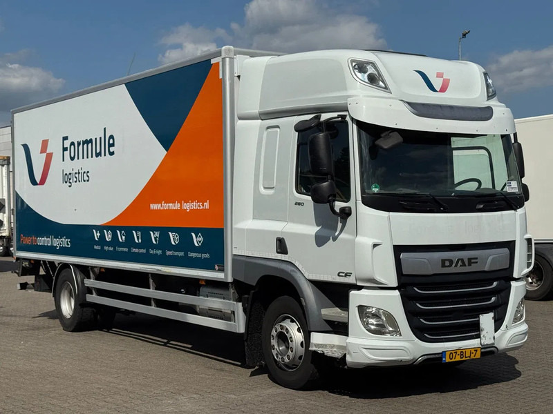 DAF CF 260 4x2 Gesloten Opbouw / Euro 6 / Laadklep / Apk! - Camião furgão: foto 2 DAF CF 260 4x2 Gesloten Opbouw / Euro 6 / Laadklep / Apk! - Camião furgão: foto 2