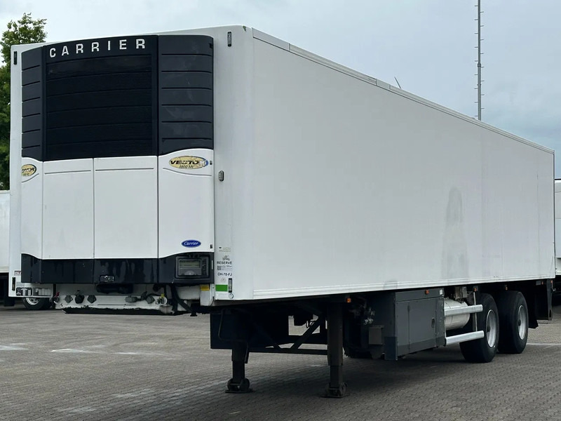 Floor Carrier Vector 1800mt / Stuur-as / 3T Laadklep / Bpw-Axle - Semi-reboque frigorífico: foto 1 Floor Carrier Vector 1800mt / Stuur-as / 3T Laadklep / Bpw-Axle - Semi-reboque frigorífico: foto 1