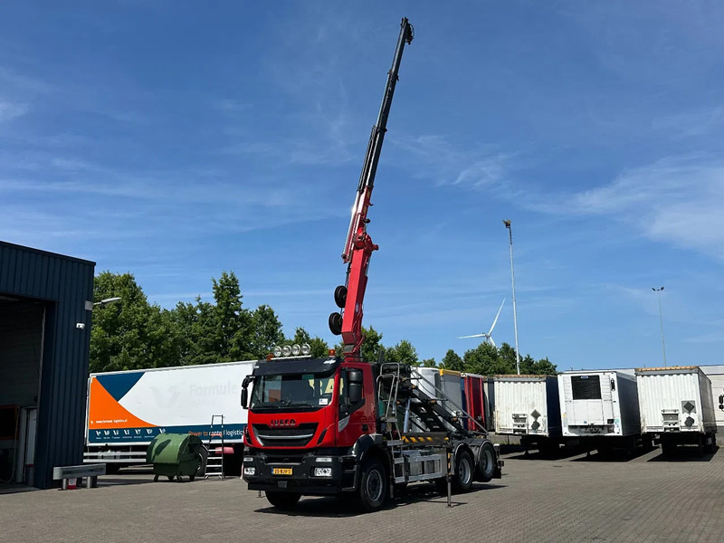 Iveco Stralis 400 6x2 HMF 1720 K3 Kraan Met 24T HTS Kabel Systeem / Rotator / Euro 6 - Camião com sistema de cabo, Camião grua: foto 2 Iveco Stralis 400 6x2 HMF 1720 K3 Kraan Met 24T HTS Kabel Systeem / Rotator / Euro 6 - Camião com sistema de cabo, Camião grua: foto 2