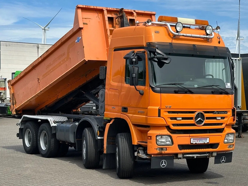 Mercedes-Benz Actros 4151 V8 8x4 Full Steel / Big Axles / Hooklift - Camião polibenne: foto 5 Mercedes-Benz Actros 4151 V8 8x4 Full Steel / Big Axles / Hooklift - Camião polibenne: foto 5