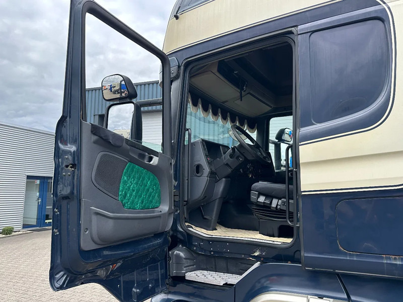 Camião transporte de gado Scania R420 6x2 Topline / 3 Stock Animal Transport / Retarder / Euro 5: foto 12 Camião transporte de gado Scania R420 6x2 Topline / 3 Stock Animal Transport / Retarder / Euro 5: foto 12